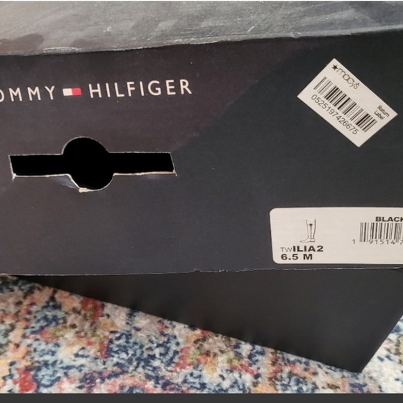 Tommy Hilfiger boots - Picture 3 of 3
